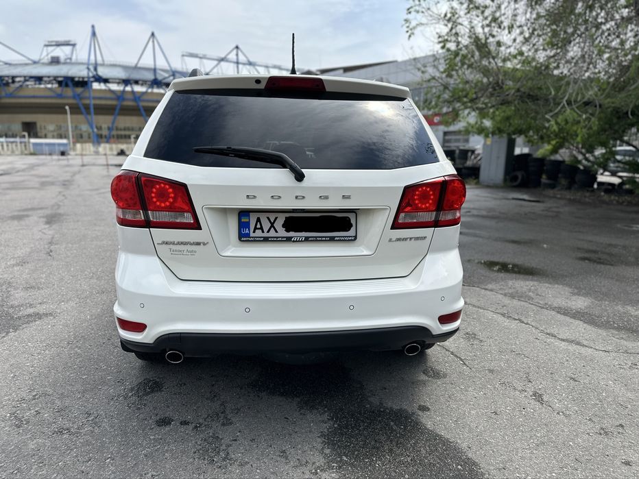 Продам DODGE JOURNEY