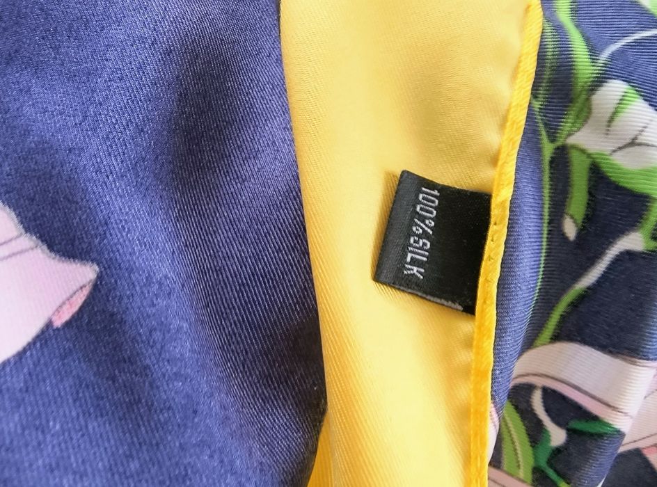 Шовковий шарф в стилі Gucci. 130Х130