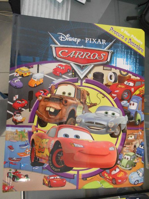 Vendo vários livros da Disney e outros como novos