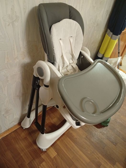 Столик для годування carrello stellа
