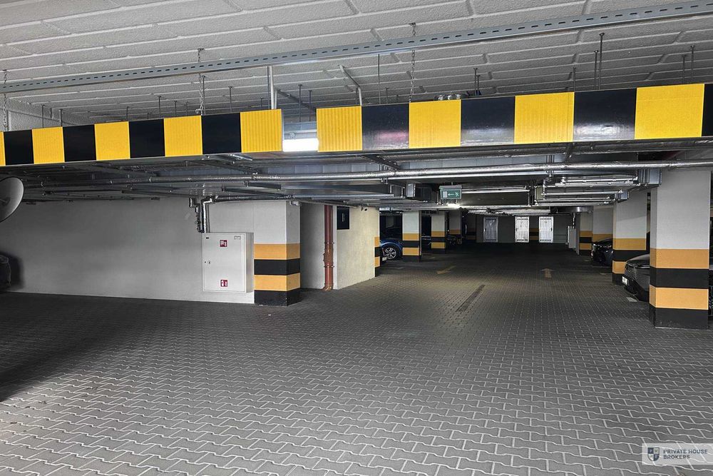 miejsce postojowe Grzegórzecka 67G, Łokietka 8b, Radzikowskiego 98 - Widok 2