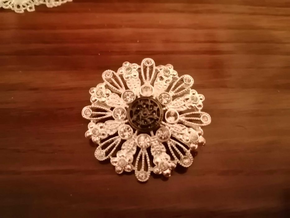 Colete mulher Stradivarius S Alfinete broche flor