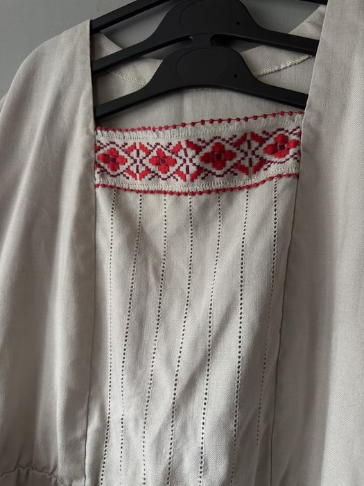 Жіноча Сукня вишиванка з льону розмір М