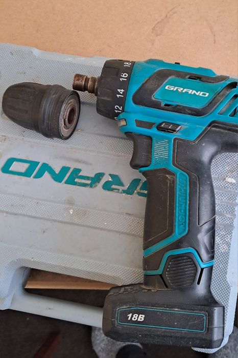 Акумуляторний шуруповерт GRAND