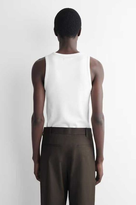 Майка COS Slim Ribbed Cotton Tank Top чоловіча біла в рубчик