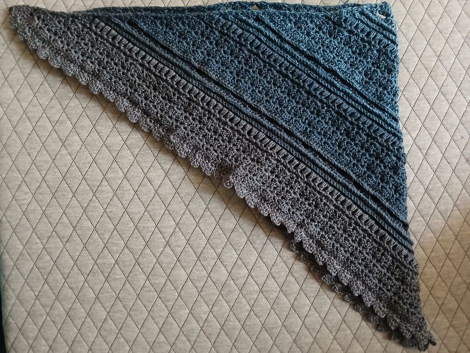 Chusta bandana szydełkowa