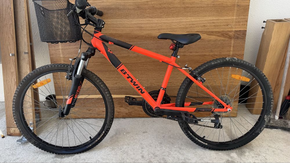 Bicicleta B’TWIN em excelente estado!