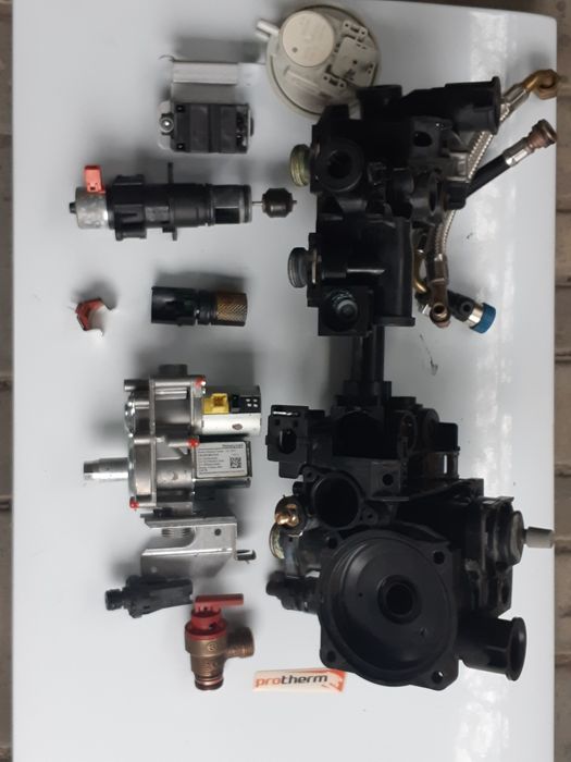 Котёл Proterm Panter 25 KTV по запчастям