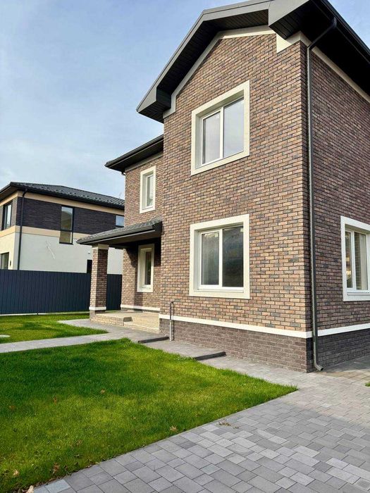 Ексклюзивний Будинок в Лісовій Частині Котеджного Містечка с.Стоянка