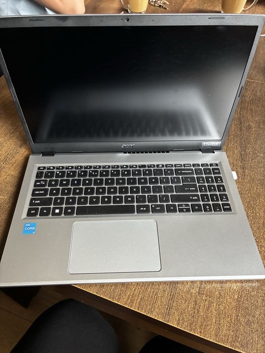 Sprzedam laptopa