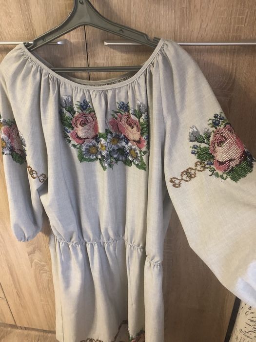 Платье вышиванка, вышитое чешским бисером вручную