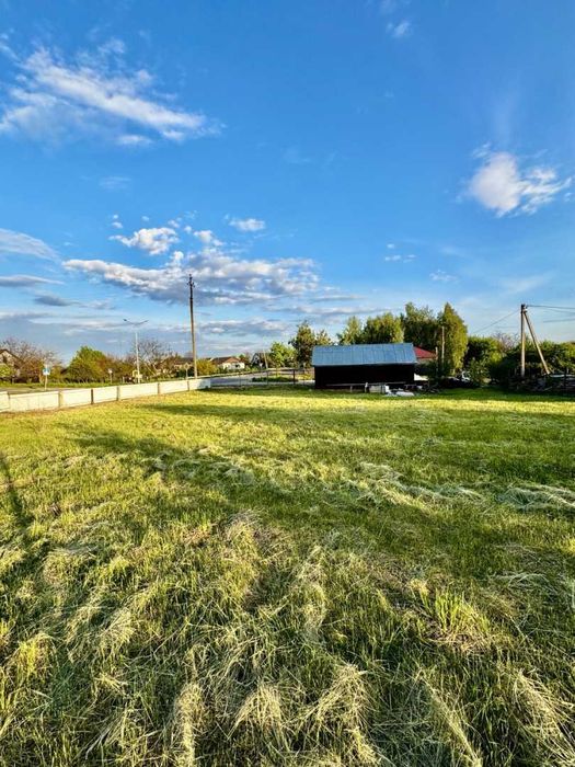 Земельна ділянка для будівництва будинку чи комерції в Киїнці СМ