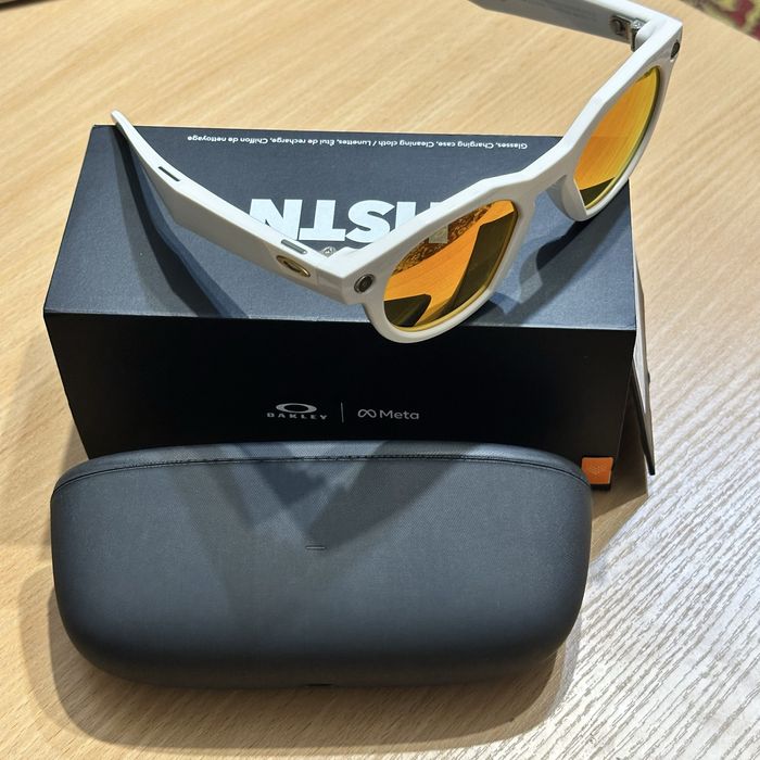 Окуляри Oakley Meta (00W8002)