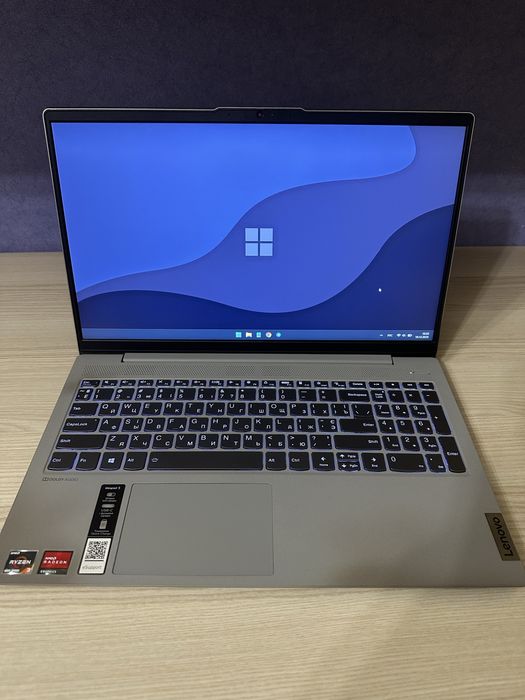 Б/У Ноутбук LENOVO IdeaPad 5 15ARE05 AMD Ryzen 3 4300U 8GB 512GB SSD