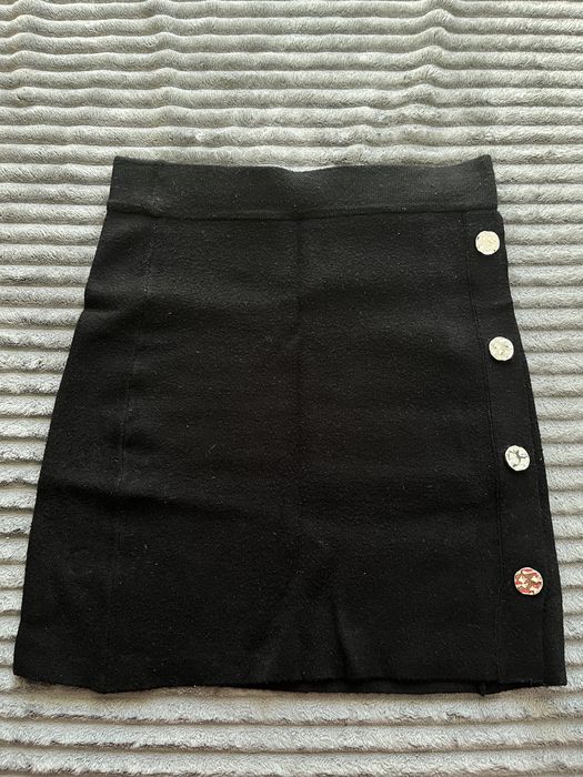 Krótka sweterkowa spódniczka Primark