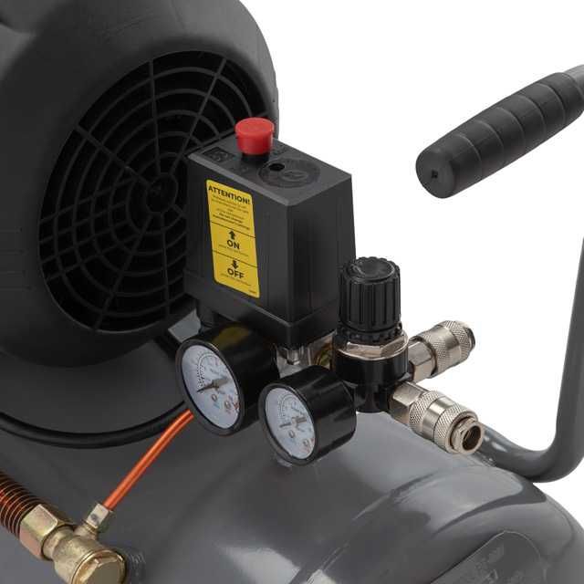 Компрессор 50 л, 3 кВт, 10 атм, 420 л/мин, 2 ци INTERTOOL PT-0007.