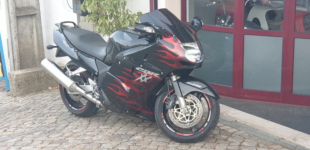 Cbr 1100xx Super Blackbird