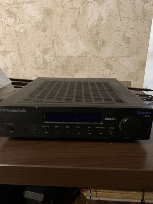 Усилитель Cambridge Audio AR30 Black
