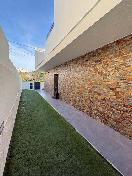 Moradia T4 à venda em Santa Iria de Azoia, São João da Talha e Bobadela, Loures — foto 2