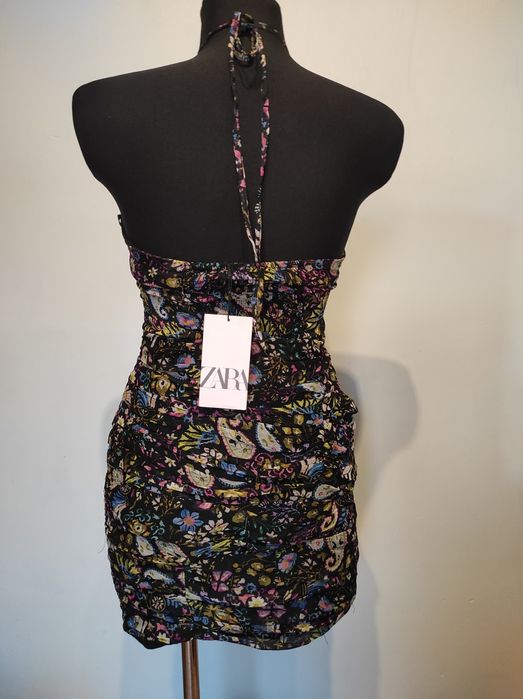 Nowa sukienka mini Zara