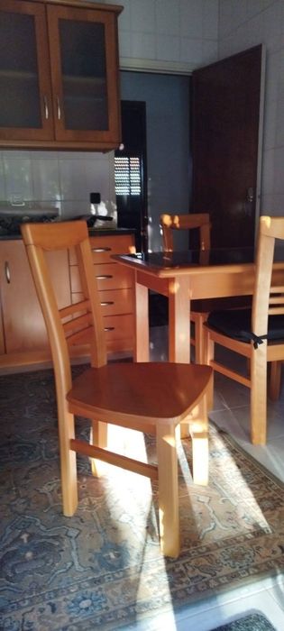 Mesa de jantar ou cozinha