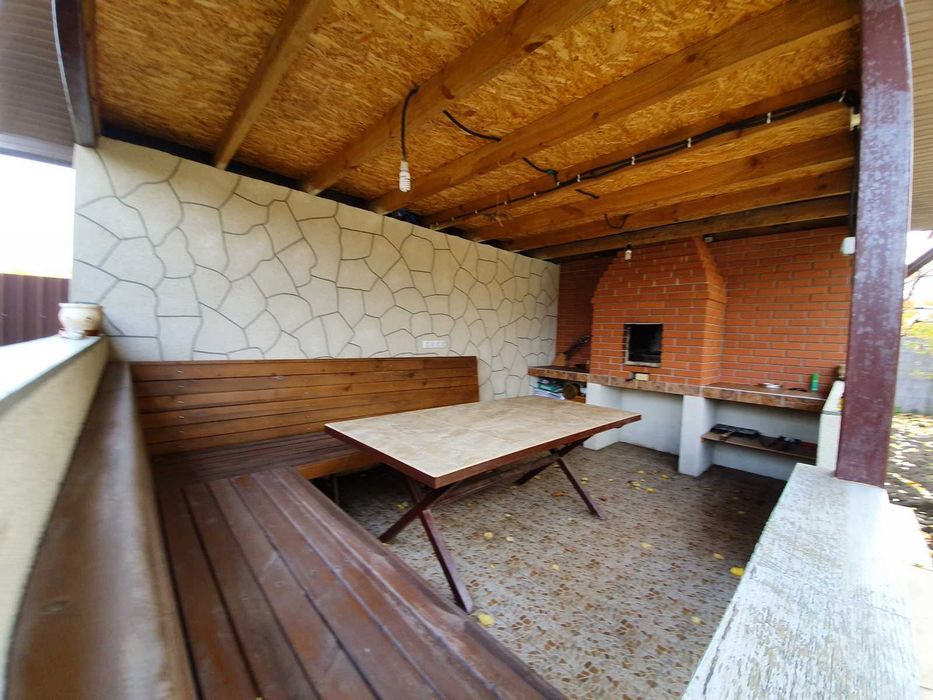 Продам дом в Каролино-Бугазе. Отопление, веранда, мангал, парковка.