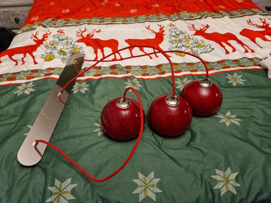 Lampa&żyrandol&wisząca&czerwona