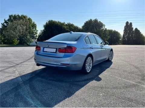 BMW 328i Luxury Line Auto
