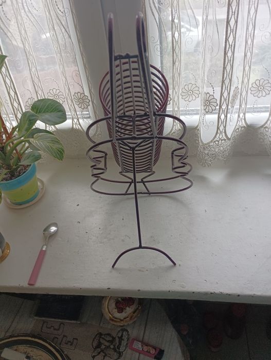 Stojak na płyty CD metalowy