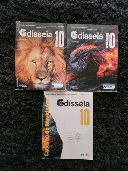 Manuais escolares  9o 10o e 11o ano