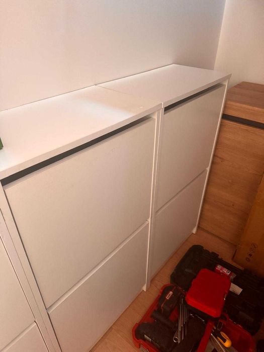 2 Sapateiras Brancas IKEA BISSA - Bom estado