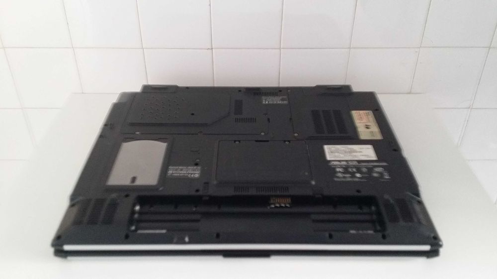 Portátil Gamming - 17Polegadas - Asus - Desocupar - Avariado Peças