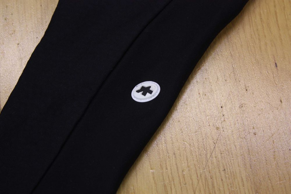 ASSOS armWarmers S7 утеплители рук рукава ШВЕЙЦАРИЯ