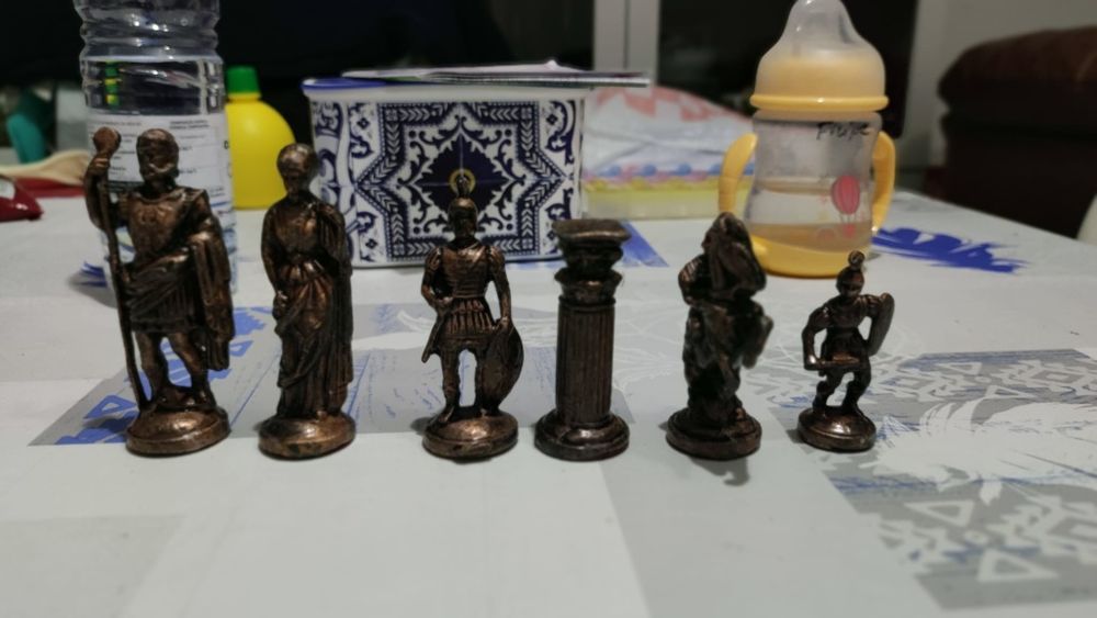 Chessboard437278881339811841
