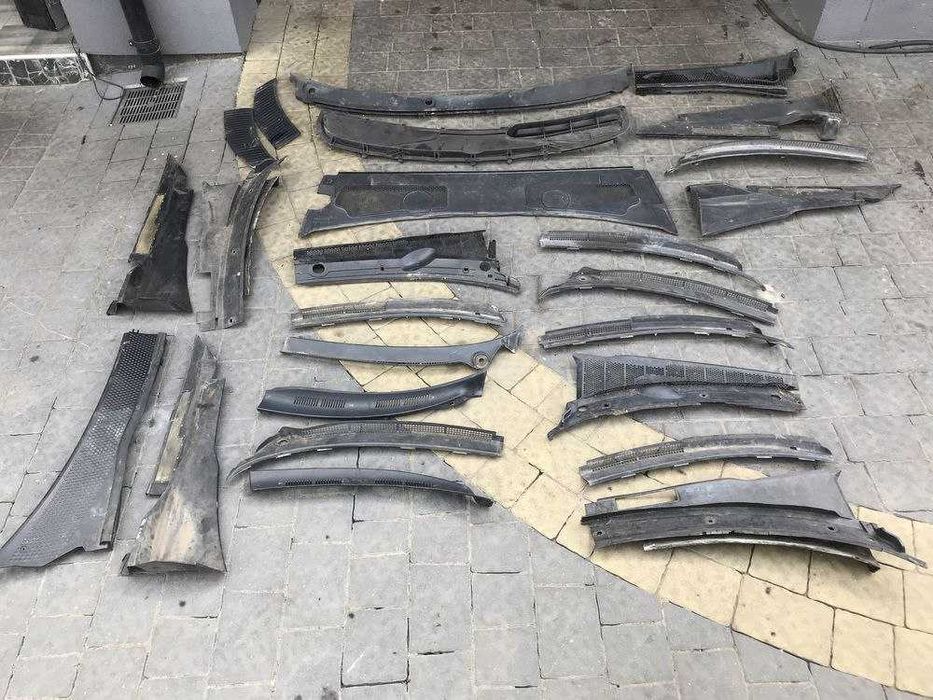 Ліньовка ливневка жабо водосток на різні моделі авто