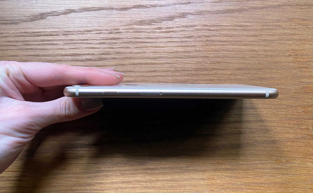 iPhone 8 Plus 64GB -Rose Gold- Com garantia, bateria nova e acessórios