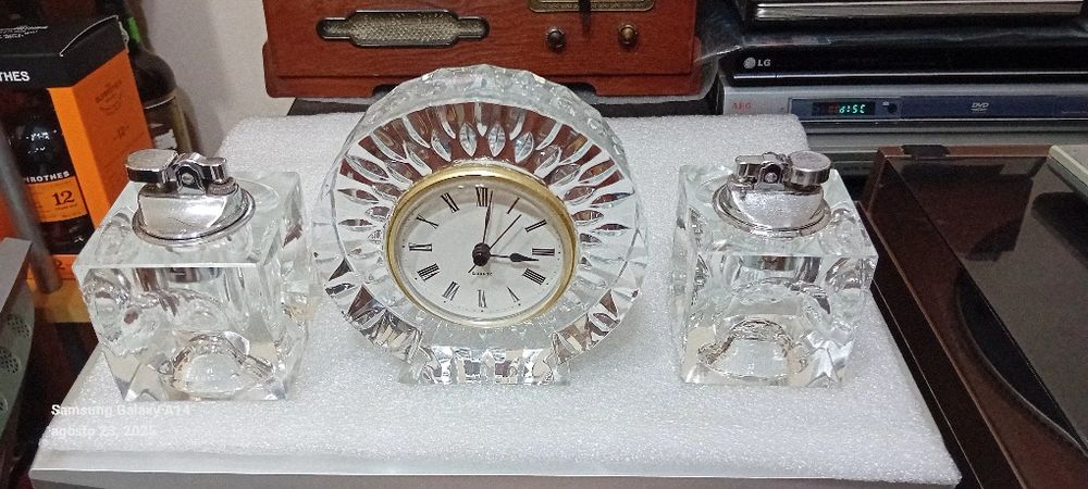 Relógio mesa em cristal
