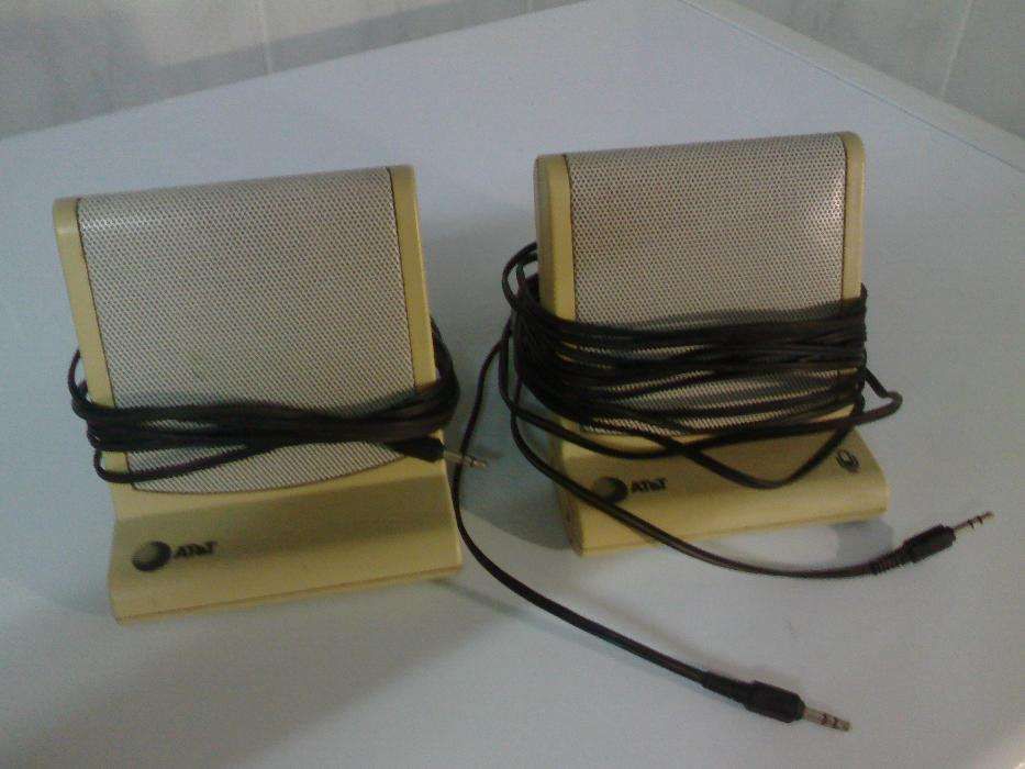 4 Colunas De Rádio Ou Computador Novas