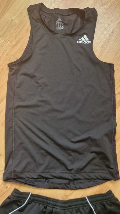 ADIDAS Koszulka TECHFIT S (36) - Do Biegania i Treningu