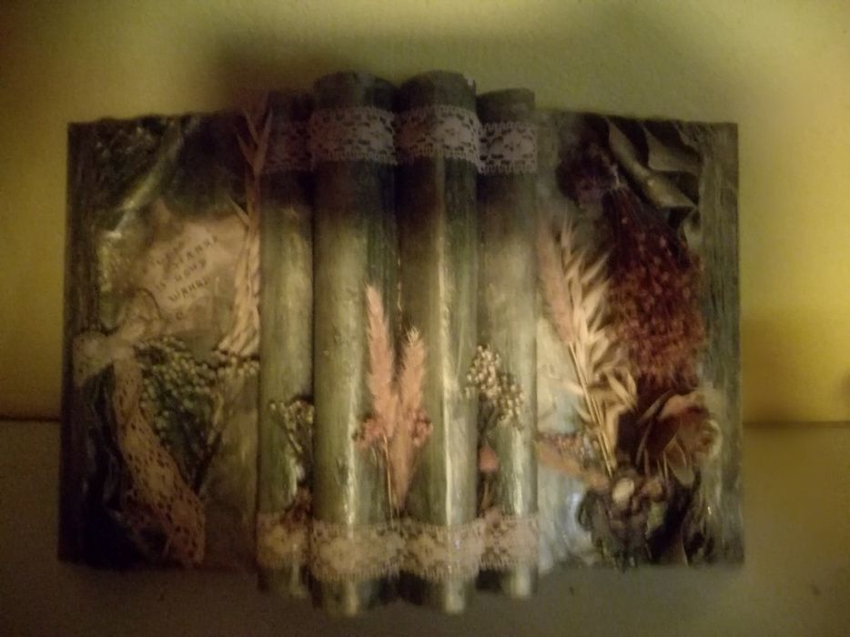 Stara Książka, piękna.