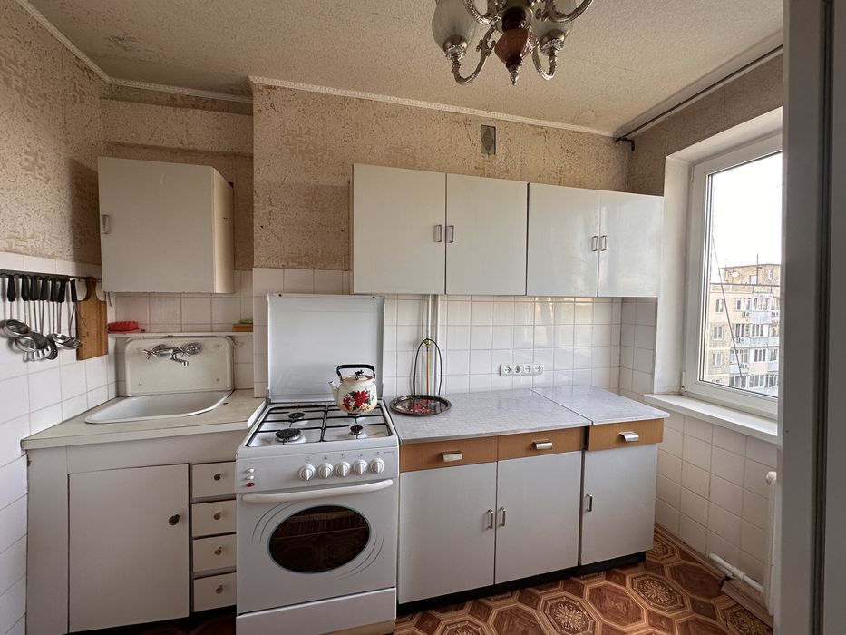 Продам 3к квариру, проспект Слобожанский 21