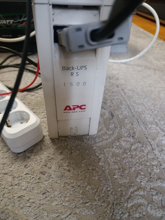 Безперебійник  APC Back- UPS RS 1500(865вт)