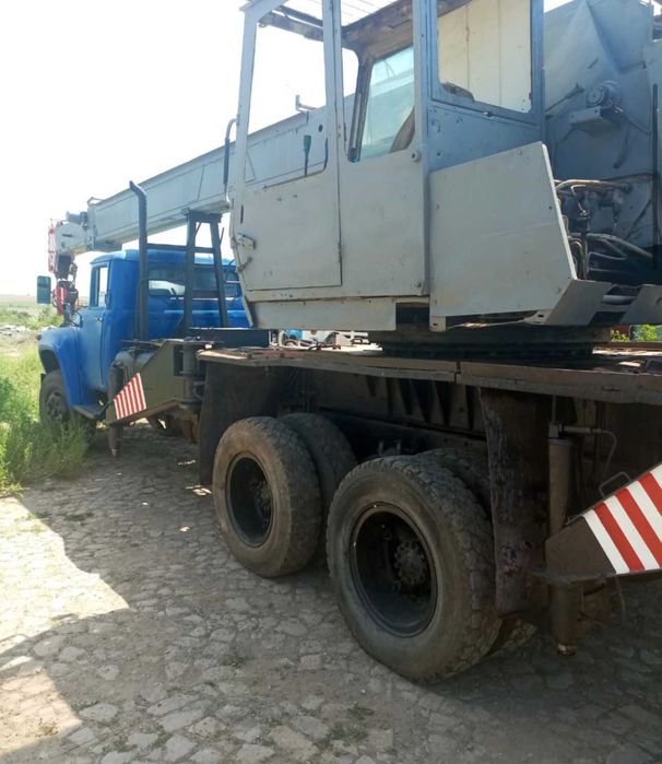 ЗИЛ 133 ГЯ автокран