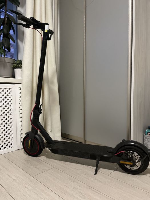 Терміново. Електросамокат Xiaomi Mi Pro 2.