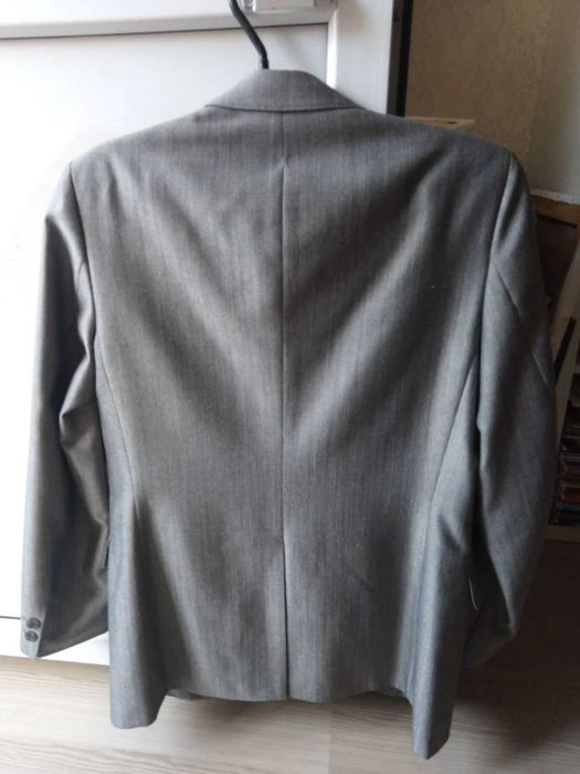 Классический серый костюм на парня. Размер 92С