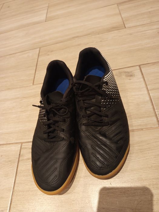 Buty sportowe halowe