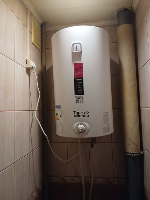 Продам двокімнатну квартиру на Східному 2