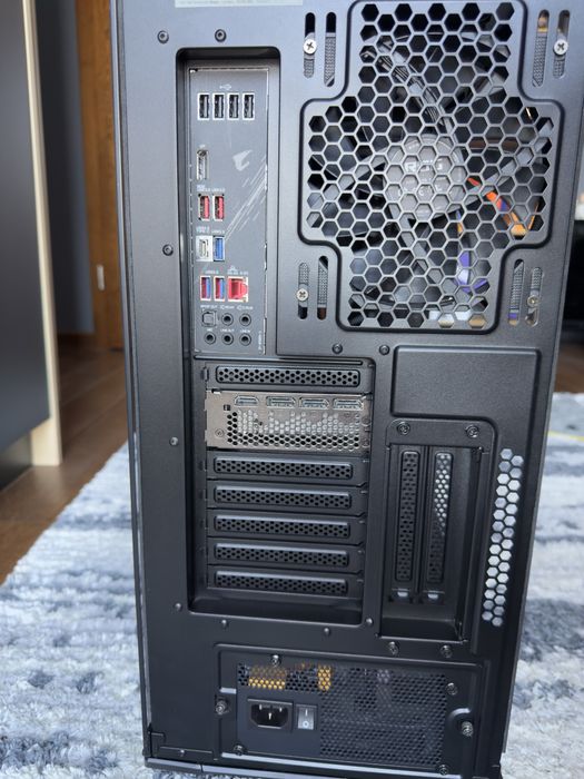 Komputer Gamingowy i7-11700KF / RTX 3070 / 32GB RAM / AIO 360