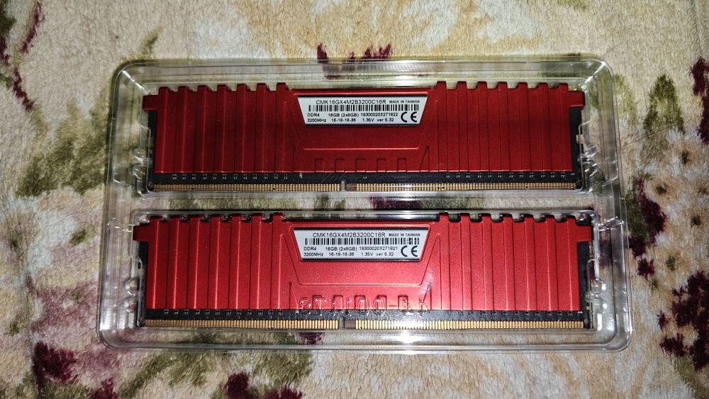 Оперативная память Corsair Vengeance LPX DDR4 16Gb 3200MHz CL16