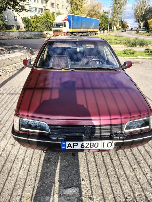 Продам Пежо 405.